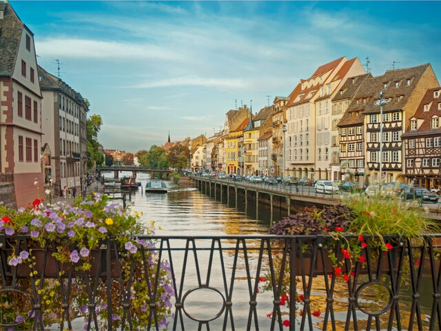 Görkemli Rüya Üçgeni İsviçre – Fransa – Almanya 2026 Kış Dönemi Türk Hava Yolları ile 4 Gece