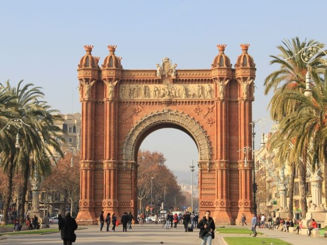 AKDENİZ TRİOSU YAZ 2026 (BCN-BGY)