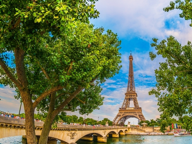 İzmir’den Direkt Hareket Görkemli Paris ve İncileri Ramazan Bayramı Özel SunExpress Hava Yolları ile 3 Gece