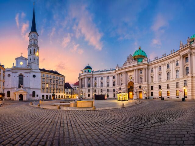 GÖRKEMLİ ORTA AVRUPA : BUDAPEŞTE-VİYANA-PRAG 2025 Yaz Dönemi Türk Hava Yolları ile 7 Gece (BUD-PRG)