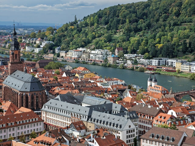 İzmir’den Direkt Hareket Görkemli Rüya Üçgeni İsviçre – Fransa – Almanya 2025 Sonbahar Dönemi SunExpress Hava Yoları ile 4 Gece