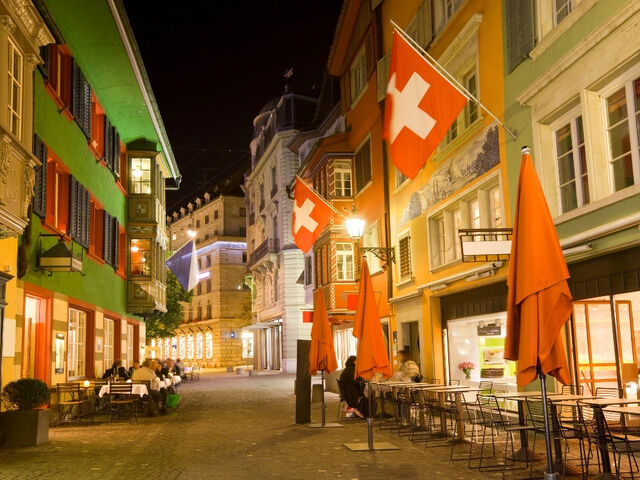 İzmir’den Direkt Hareket Görkemli Rüya Üçgeni İsviçre – Fransa – Almanya 2025 Sonbahar Dönemi SunExpress Hava Yoları ile 4 Gece