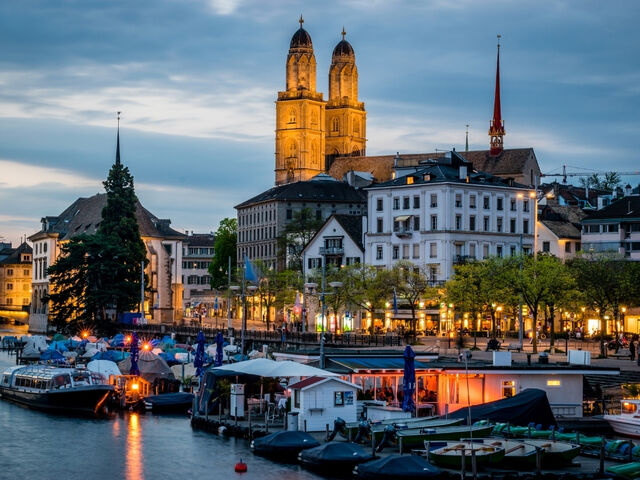 İzmir’den Direkt Hareket Görkemli Rüya Üçgeni İsviçre – Fransa – Almanya Yılbaşı Özel SunExpress Hava Yolları ile 5 Gece