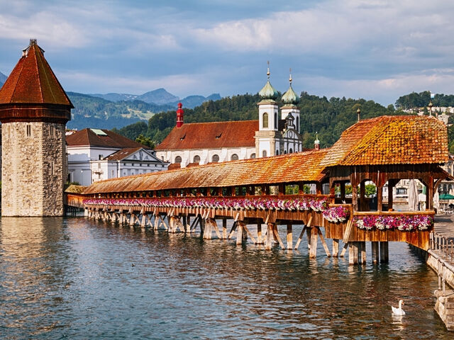 Görkemli Rüya Üçgeni İsviçre – Fransa – Almanya 2025 Sonbahar – Kış Dönemi Türk Hava Yolları ile 4 Gece 