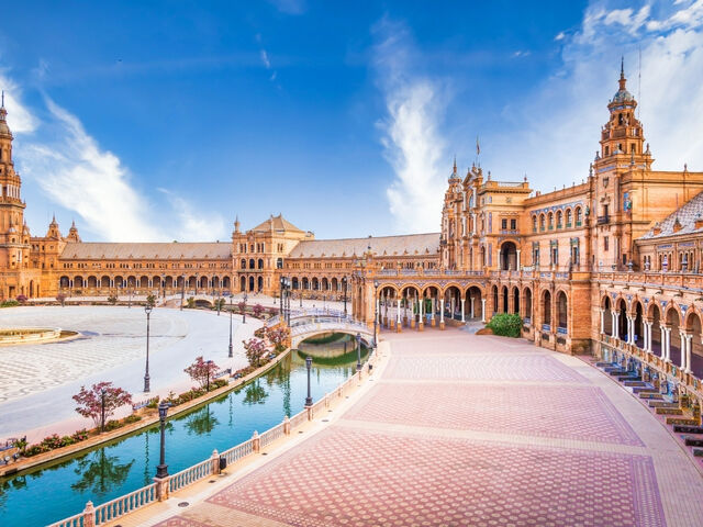 Görkemli İspanya ve Endülüs Şehirleri 2025 Sonbahar Dönemi Türk Hava Yolları ile 7 Gece