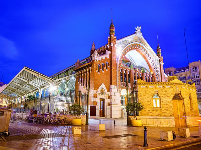 Görkemli İspanya ve Endülüs Şehirleri Yılbaşı Özel Türk Hava Yolları ile 7 Gece