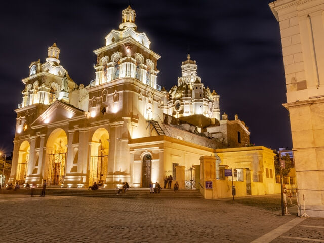 Görkemli İspanya ve Endülüs Şehirleri Ara Tatil Özel Türk Hava Yolları ile 7 Gece 